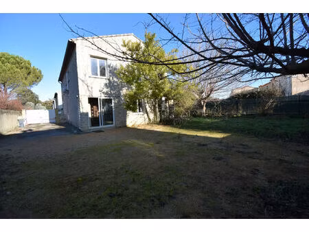 vente maison 5 pièces 116 m² carpentras (84200)