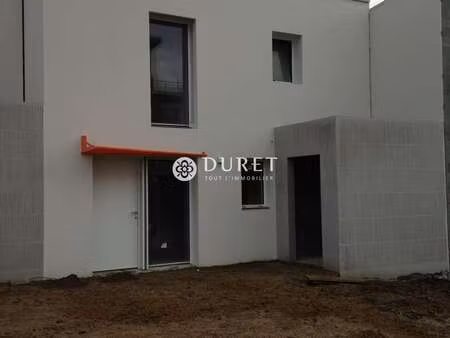 location maison à la roche-sur-yon zone est (85000) : à louer / 94m² la roche-sur-yon zone