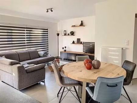 appartement 2 chs sur seraing-haut !