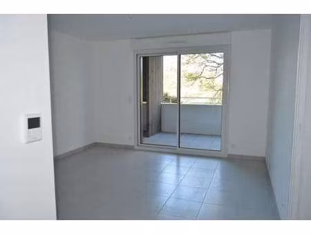 location appartement 2 pièces à la chapelle-sur-erdre (44240) : à louer 2 pièces / 41m² la