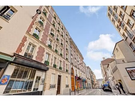 rue d'orfila, studio rénové de 21,34m² au rdc