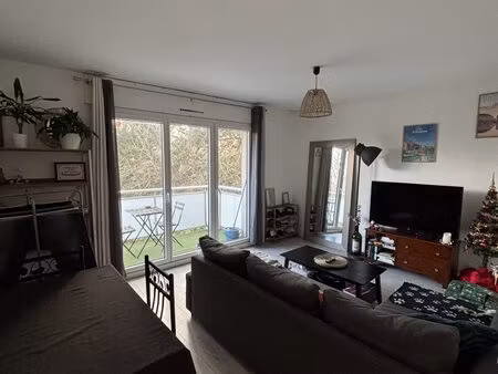 a vendre t2 800 m mairie de talence