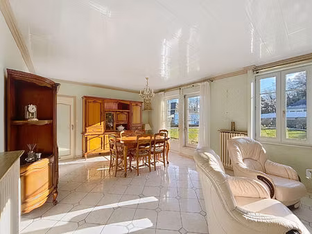 maison de plain-pied, 2 chambres, 70m² ; garage - à inzinzac-lochrist