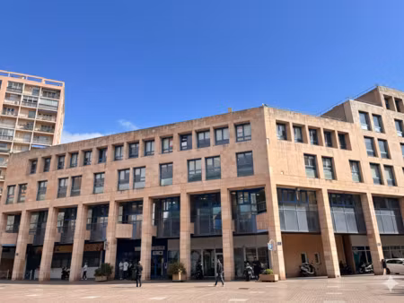 toulon centre - 713 m2 be bureaux divisibles à partir de 213
