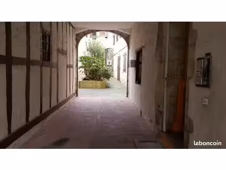 cave cellier box 10m2 sécurisé à bayonne rue maubec