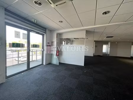 location bureau 2000 m² à champagne-au-mont-d’or (69410)