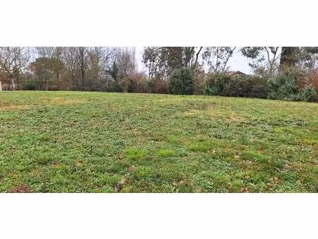 terrain constructible viabilisé à vendre