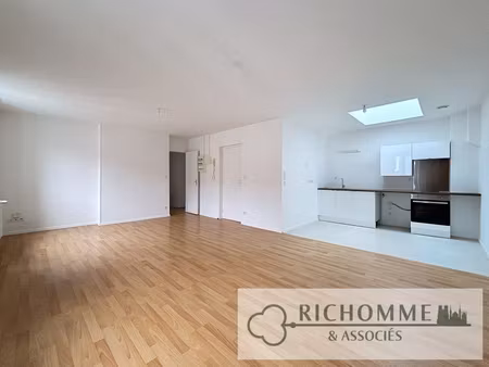 appartement de 59 m² rénové - secteur erlon -