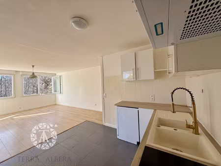 bel appartement avec jardin et garage sorède