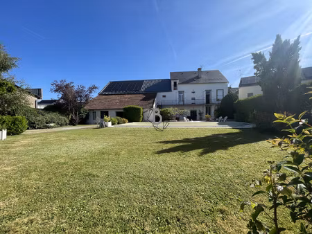 maison t8 avec piscine - requista