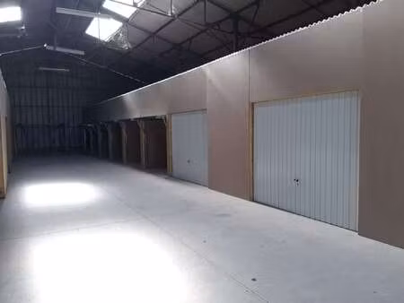 location garage box et parking à clisson (44190) : à louer / clisson