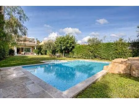 maison de luxe à vendre à antibes : 1 690 000 € | 209m²