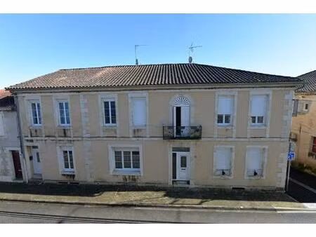 trés bel immeuble locatif avec cinq appartements