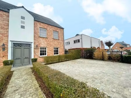 huis te huur in putte met 5 slaapkamers