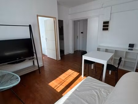 t2 lumineux rénové lorient carnel