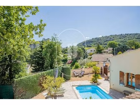 maison de caractère avec piscine avec vue à vendre à vaison la romaine