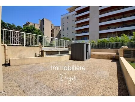 t2 de 36,28m² terrasse et parking quartier timone 13010 marseille