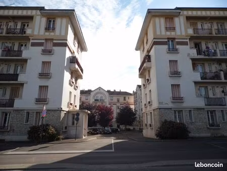 appartement 3 pièces 55 m²