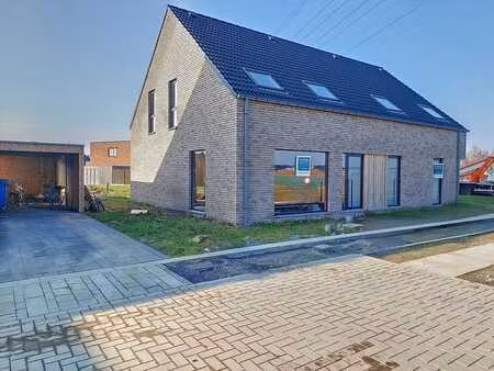 nieuwbouwwoning, casco prijs, nog af te werken naar smaak