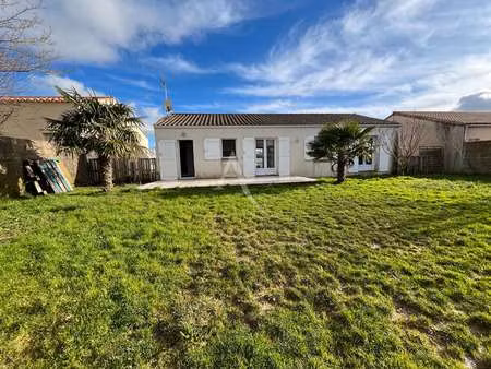 vente maison piscine à grosbreuil (85440) : à vendre piscine / 79m² grosbreuil