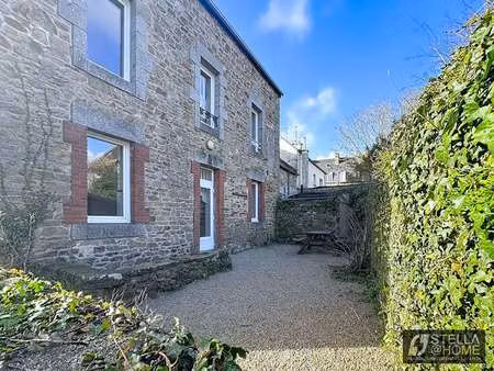 vente maison à guingamp (22200) : à vendre / 148m² guingamp