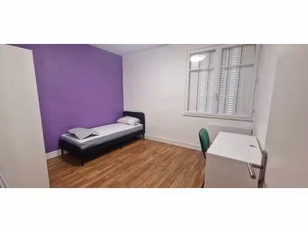 location appartement 1 pièce 11 m² à saint-priest (69800)