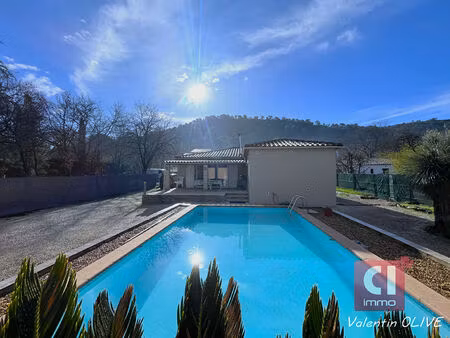 maison neoules 5 pièces 117 m2 avec piscine au calme.