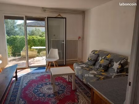 loue t2 entre 1 mois et 5 mois