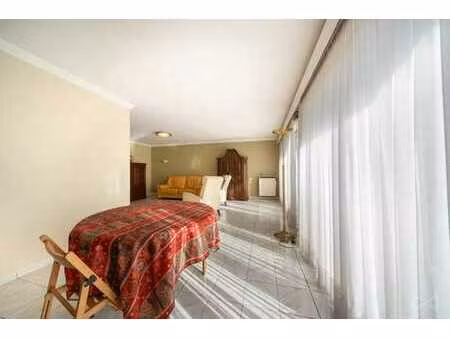 sous option ! enregistrez-vous sur www.weinvest.be ?