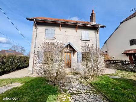 maison 5 pièces 130 m²