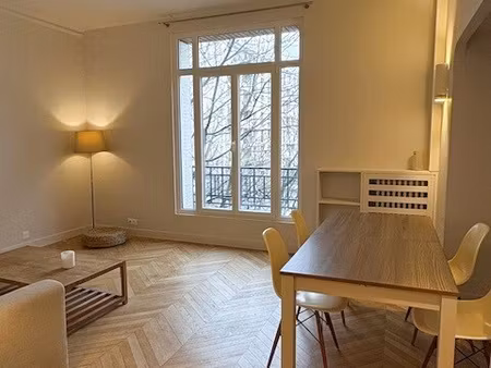 2 pièces loué meublé avenue paul doumer paris 16eme