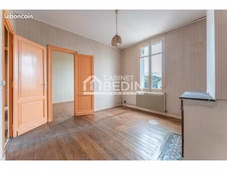 immeuble 4 pièces 158 m²