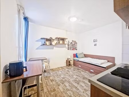 appartement 1 pièce de 20 m² à asnières-sur-seine