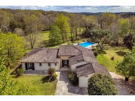 lalinde – villa en pierre double garage piscine 1.7 km