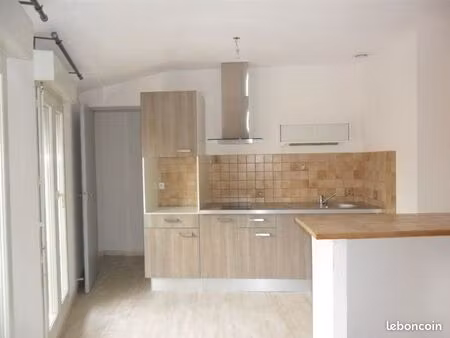 appartement le bousquet d'orb t2 39m²