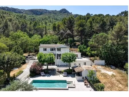 near aix-en-provence, elegant property with swimming pool with id 2784946939