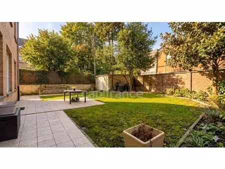 un grand souplex de 5 pièces (100 m2) + jardin privative de 200m2 au cœur de montmorency (