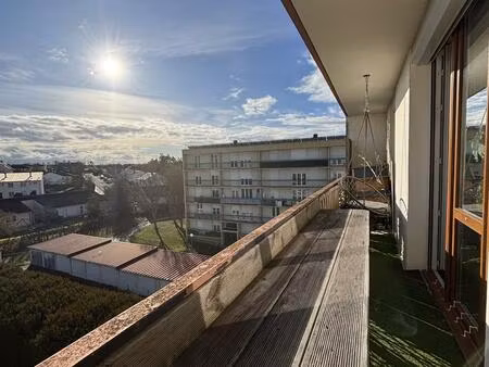 chatillon sur seine appartement contemporain de 70m2 rénové avec terrasse exposée plein...