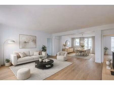 paris 18 - moulin rouge / montmartre - passage lepic- appartement 3 chambres - 5e étage