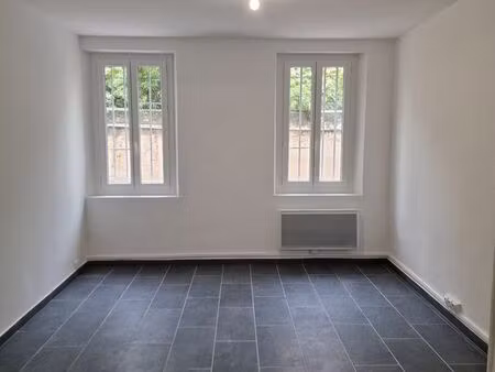 location t2 30m² 13015 750 cc