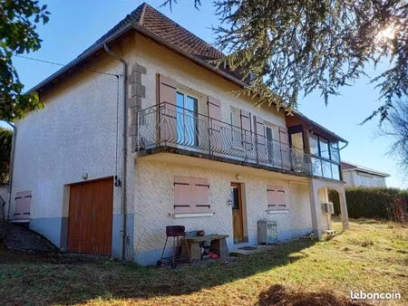 maison 9 pièces 230 m²