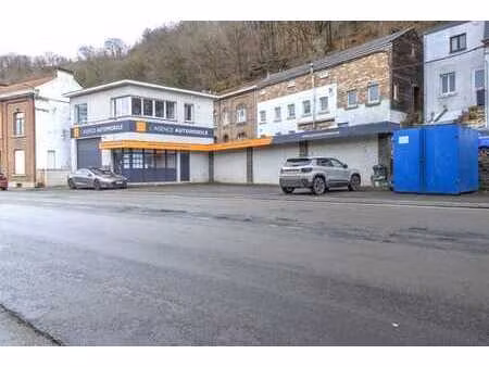 atelier avec parking + appartement 2ch