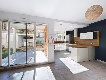 appartement 2 pieces avec jardin et parking