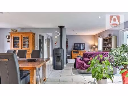 vente maison à givrand (85800) : à vendre / 84m² givrand