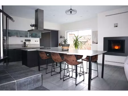 maison familiale atypique - 5 chambres