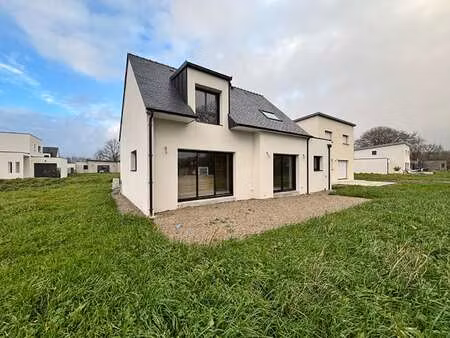 vente maison à concarneau (29900) : à vendre / 113m² concarneau