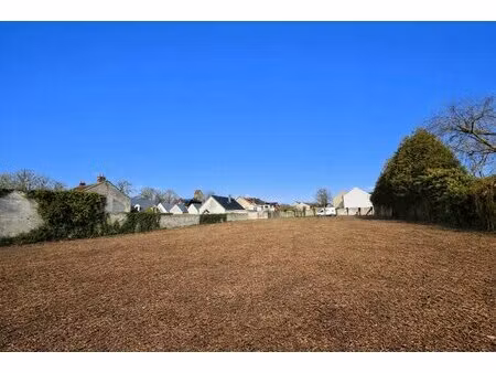 ref 2196 - terrain à bâtir