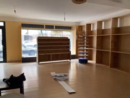 vente local commercial 56m2 perpignan 66000 - 72000 € - surface privée