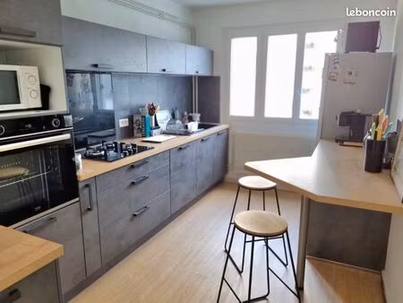 t3 et stationnement salins