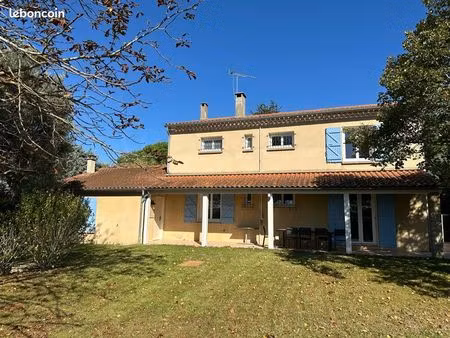 maison de 200m2 avec 1000m2 de terrain